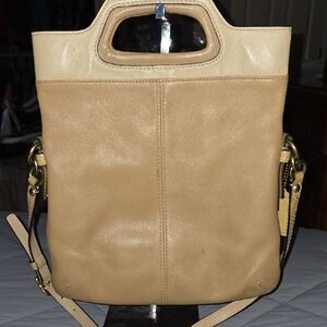 Coach Bonnie Leather Foldover Crossbody bag in a camel Euc